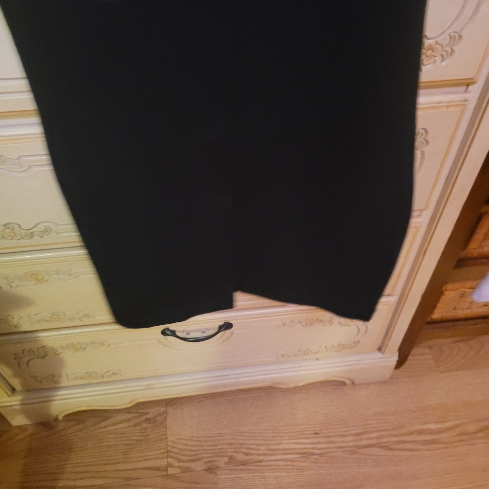 Dress - Picture 5 of 5